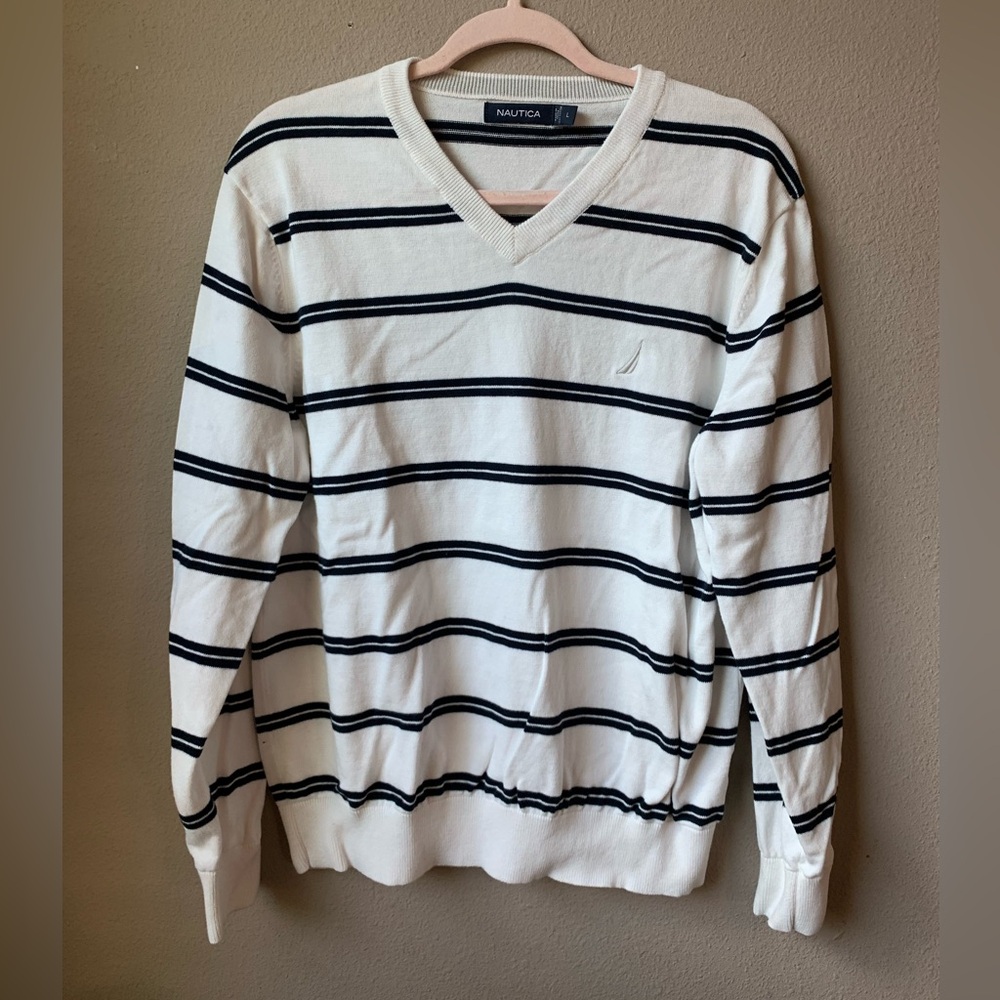 Men’s Nautica striped sweater. Size L.